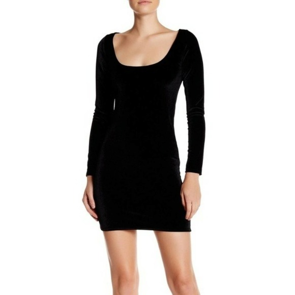 Rachel Pally Black Long Sleeve Velvet Scoop Neck Bodycon Dress Size Small - Picture 1 of 6